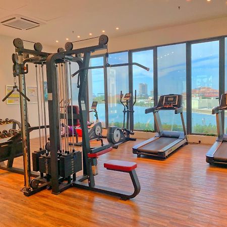 Netflix Two Bedroom Troika Kota Bharu Homestay 182 Екстер'єр фото
