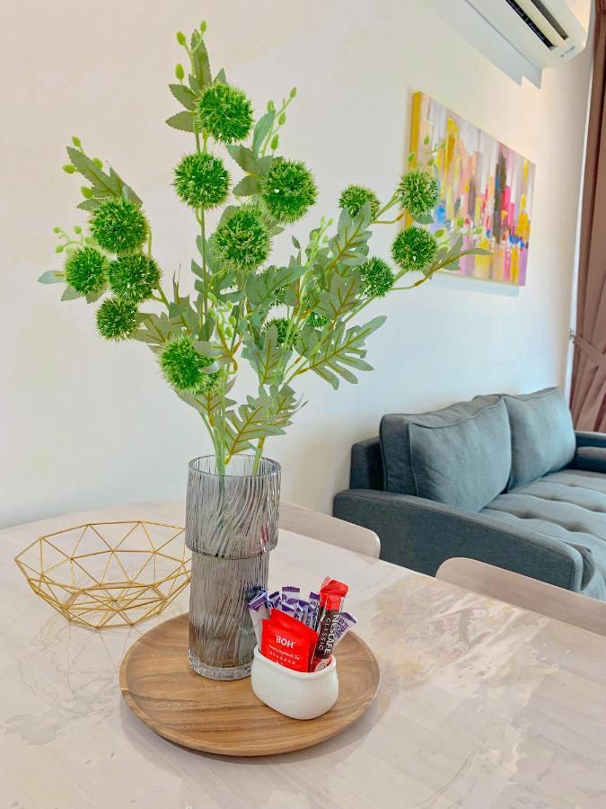 Netflix Two Bedroom Troika Kota Bharu Homestay 182 Екстер'єр фото