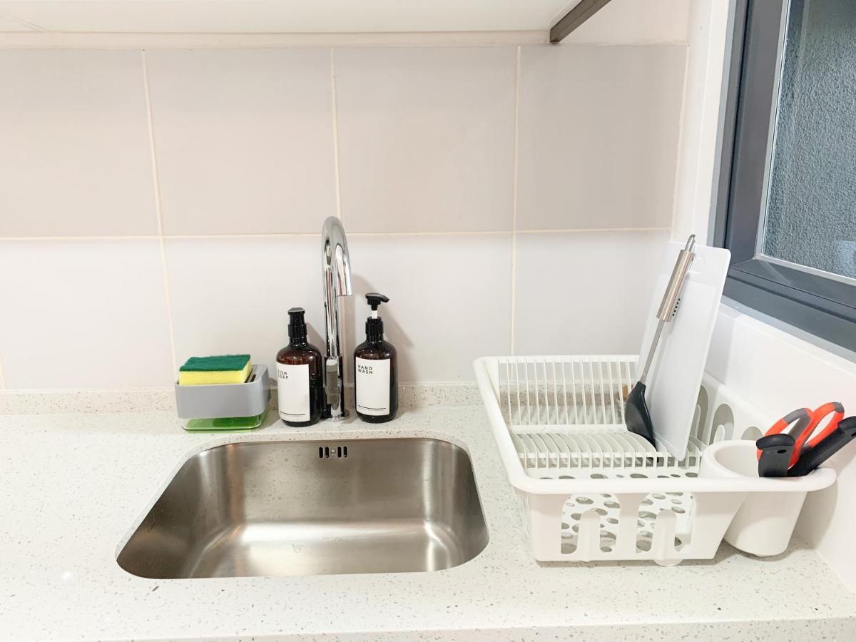 Netflix Two Bedroom Troika Kota Bharu Homestay 182 Екстер'єр фото