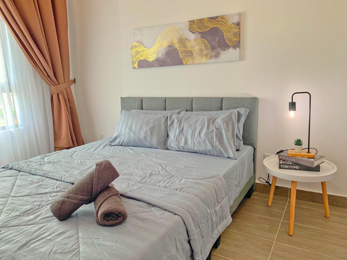 Netflix Two Bedroom Troika Kota Bharu Homestay 182 Екстер'єр фото