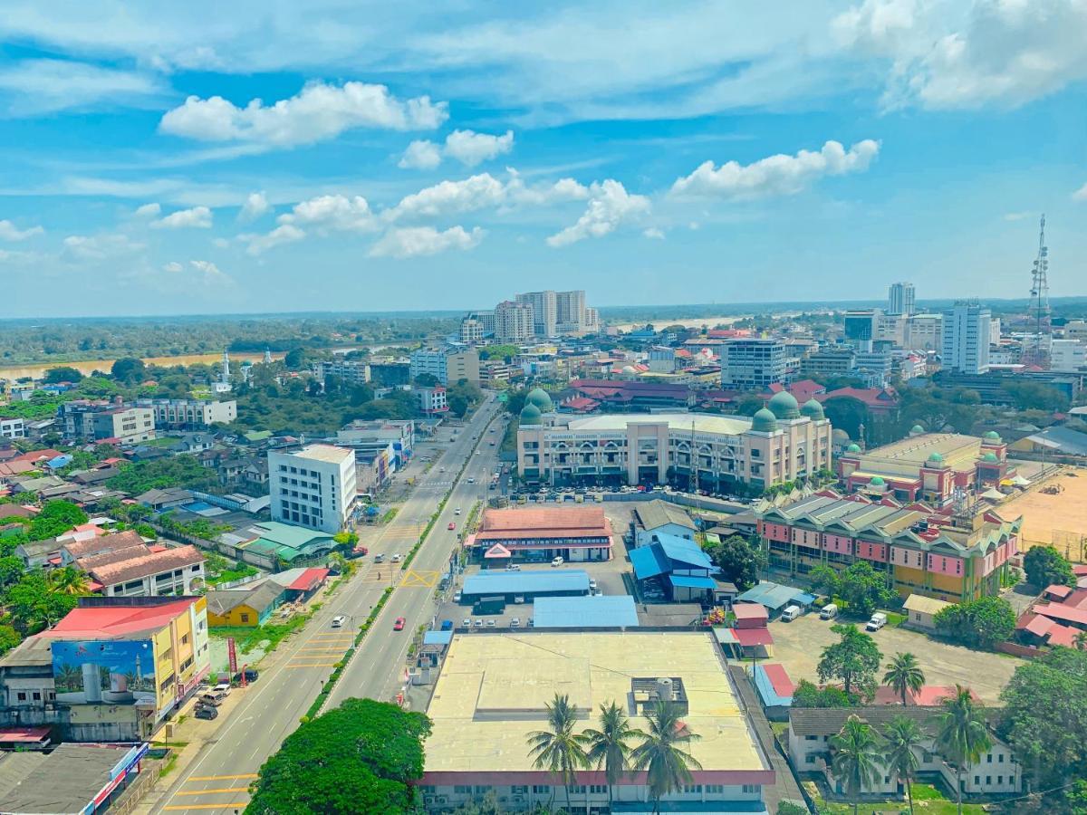 Netflix Two Bedroom Troika Kota Bharu Homestay 182 Екстер'єр фото