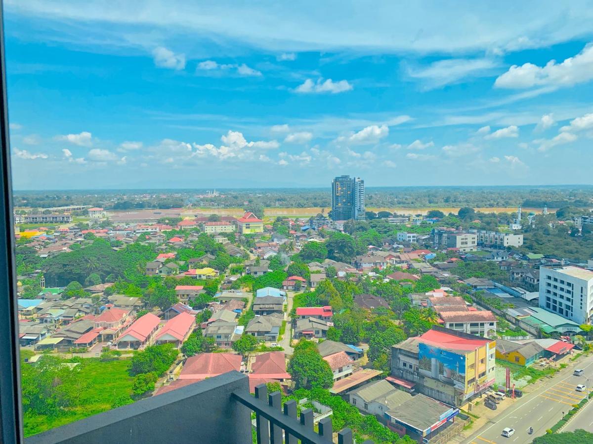 Netflix Two Bedroom Troika Kota Bharu Homestay 182 Екстер'єр фото