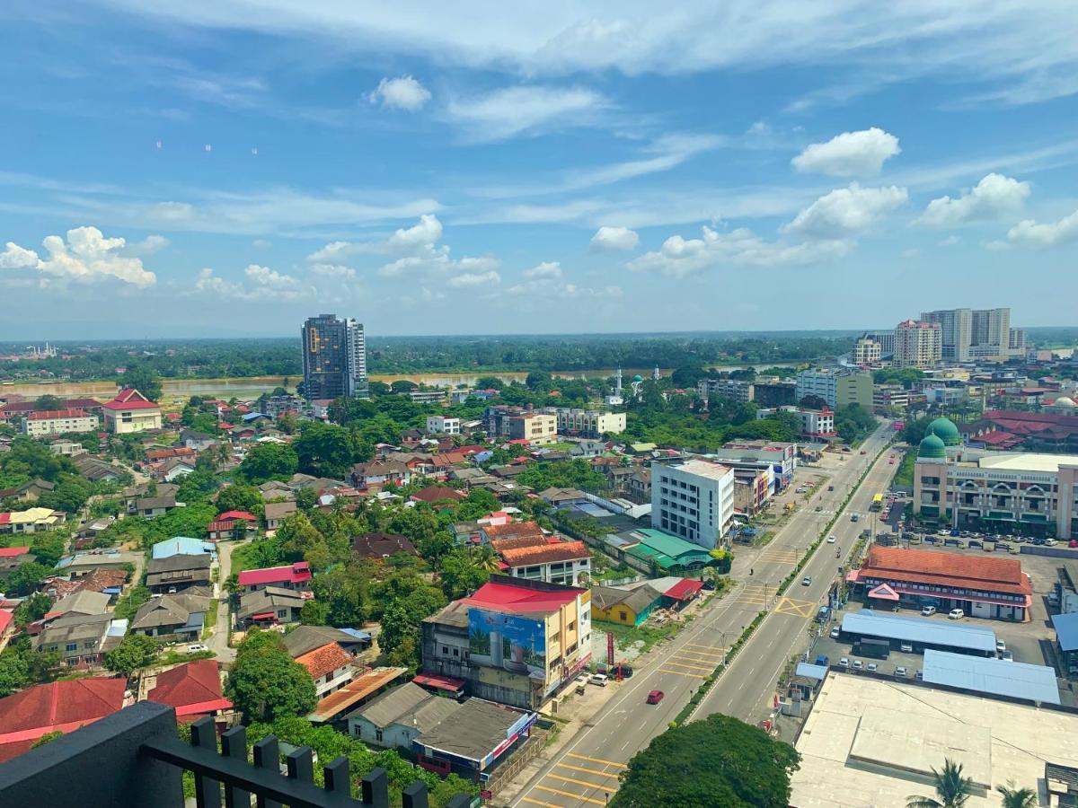 Netflix Two Bedroom Troika Kota Bharu Homestay 182 Екстер'єр фото