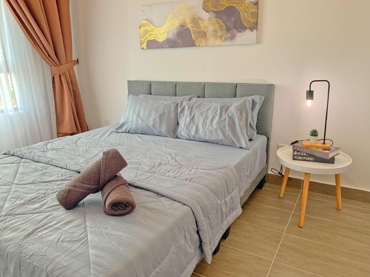 Netflix Two Bedroom Troika Kota Bharu Homestay 182 Екстер'єр фото